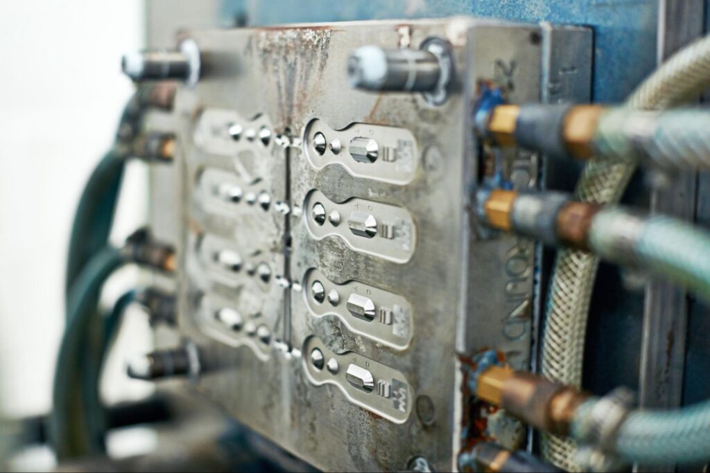 plastic injection mold